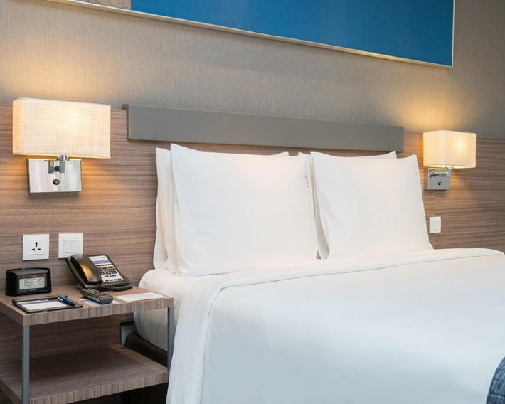 Holiday Inn Express Bangkok Sathorn