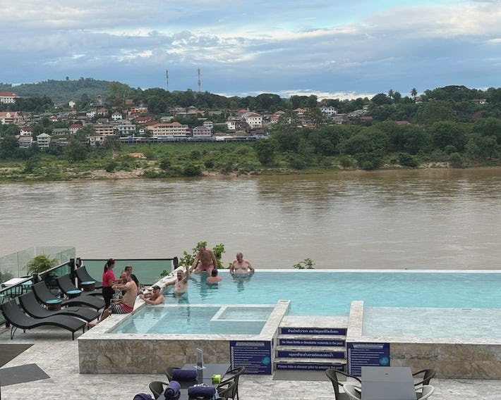 Chiangkhong Teak Garden Riverfront Hotel