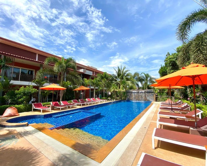 Hatzanda Lanta Resort