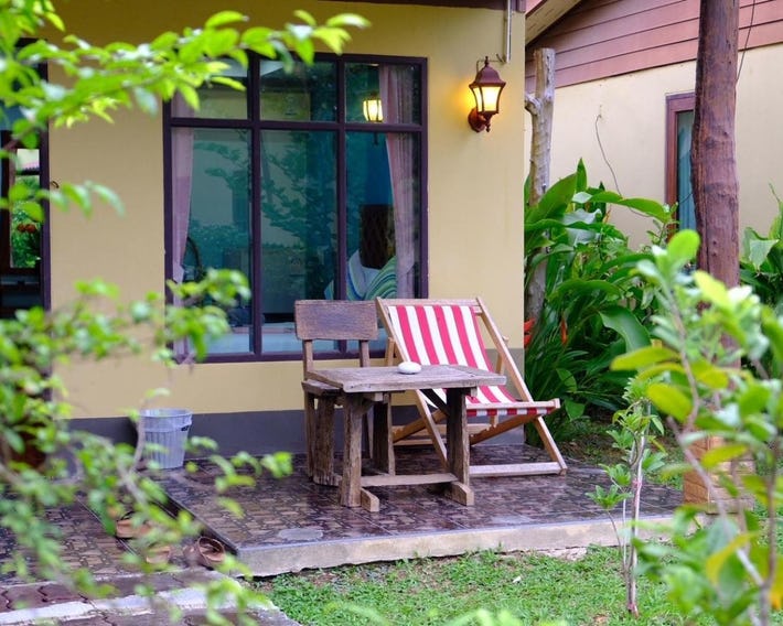 Sonya Restaurant & Guesthouse