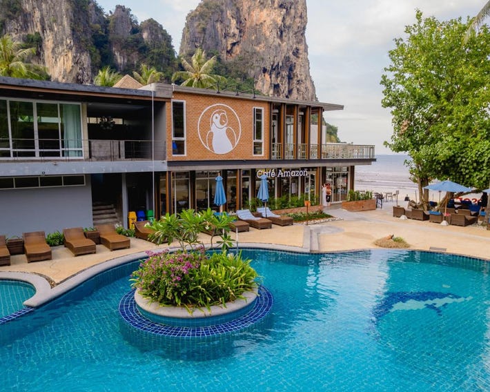 Sand Sea Resort