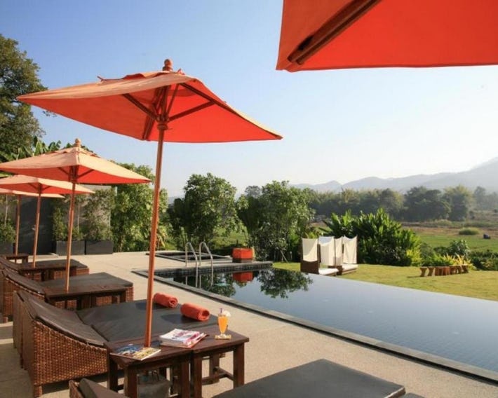 Yoma Hotel, Pai