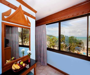 Grand Blue Hotel
