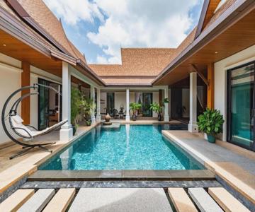 Champagne Villa Luxurious Tropical Pool Villa