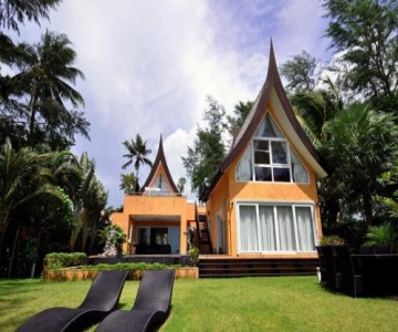 White Dragon Sea View Villa