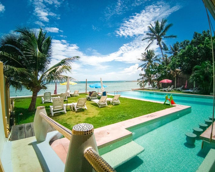 Le Divine Comedie Beach Resort