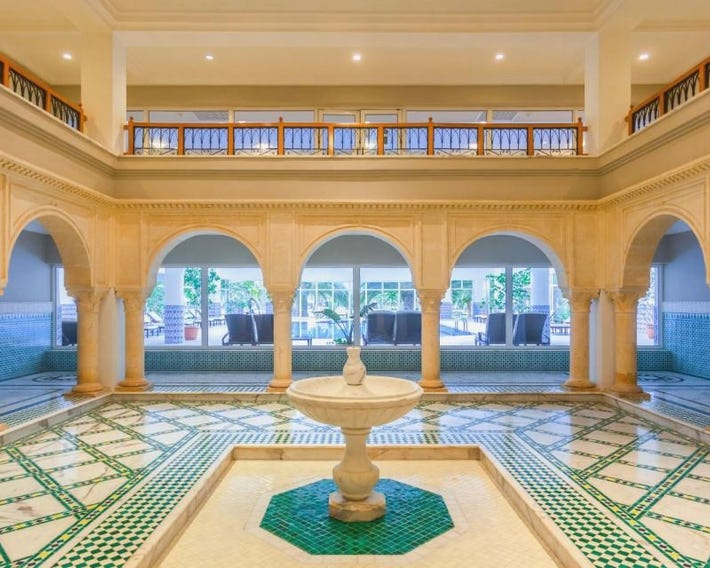 OCEANA Hotel & Spa