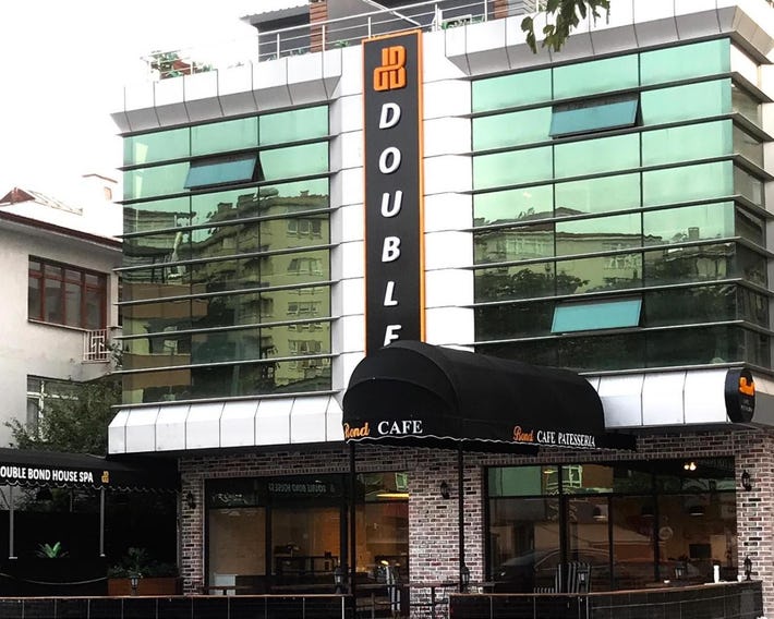 Double Bond Hotel Spa