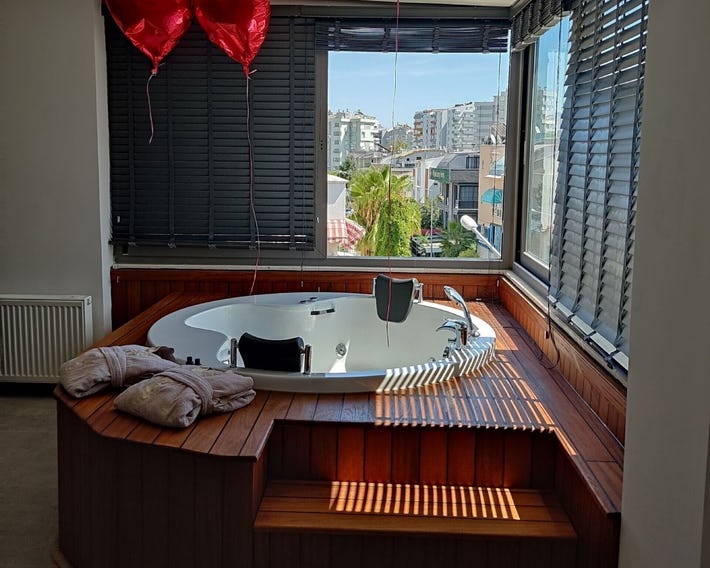 Eluxio Suite Otel