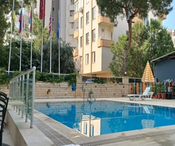 Grand LAVIN Hotel