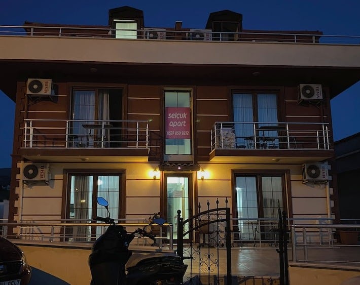 Selçuk Apart