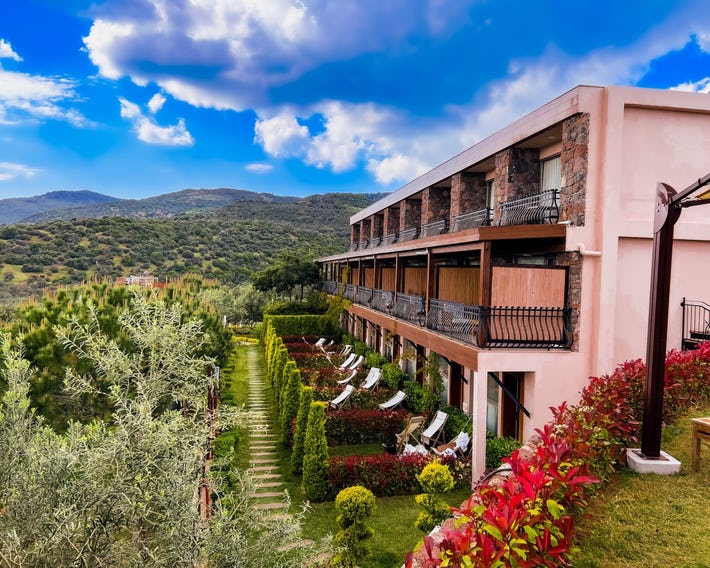 Longevity Hotel