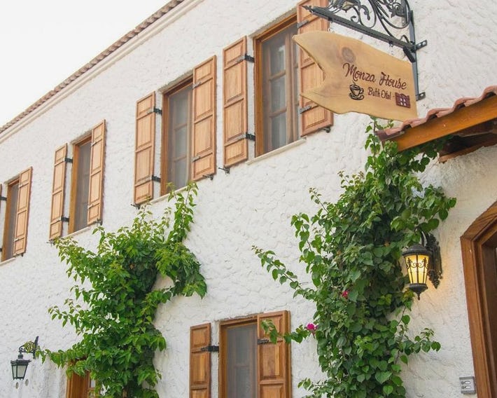 Monza House Otel