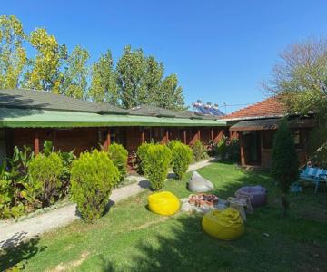 Green River Hotel