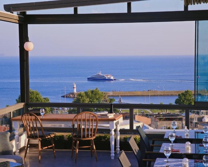 HOTEL BRONTE