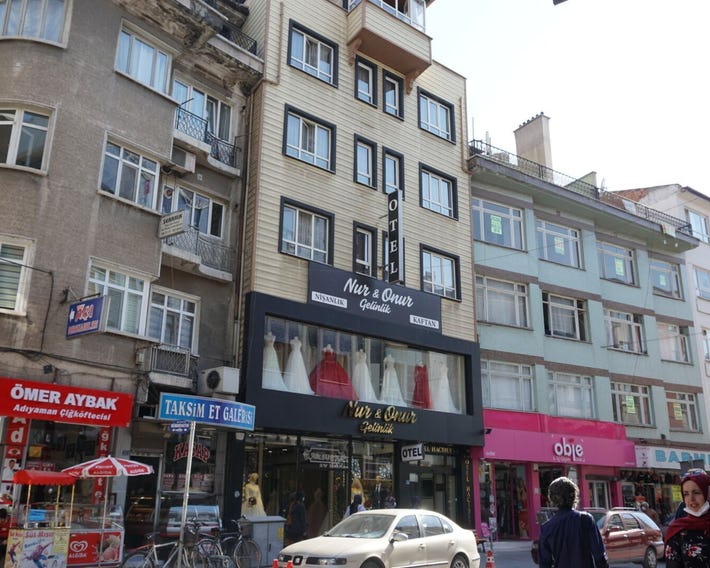 Nora Otel