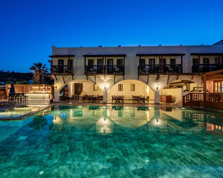 Costa Bitezhan Beach Hotel