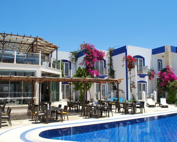 Serpina Hotel