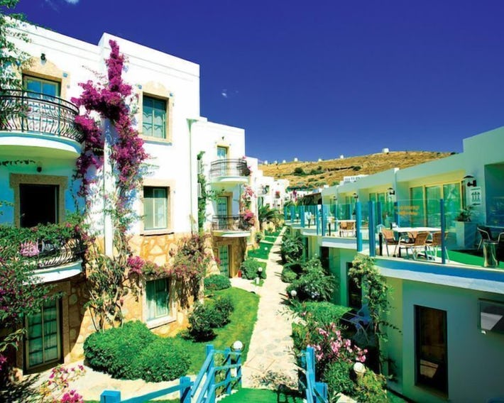 Siesta Beach Apartments
