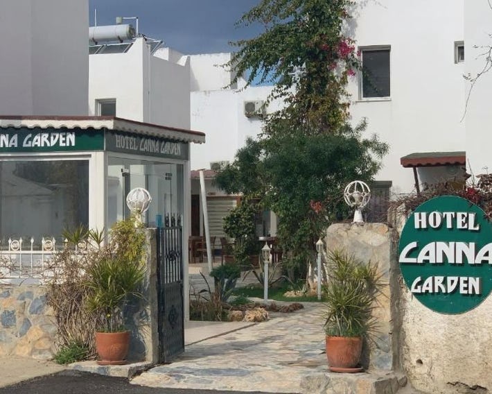 Canna Garden Hotel - Adult Only