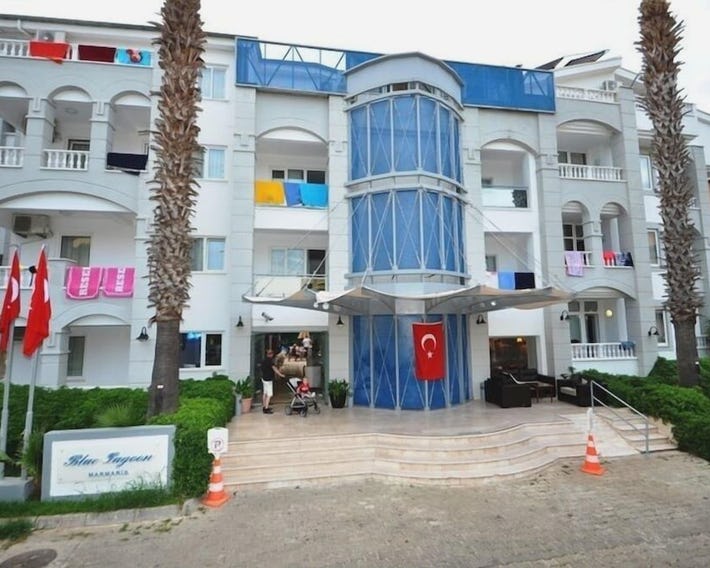 Two Seas Hotel
