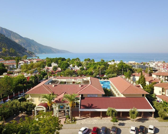 Mavruka Hotel