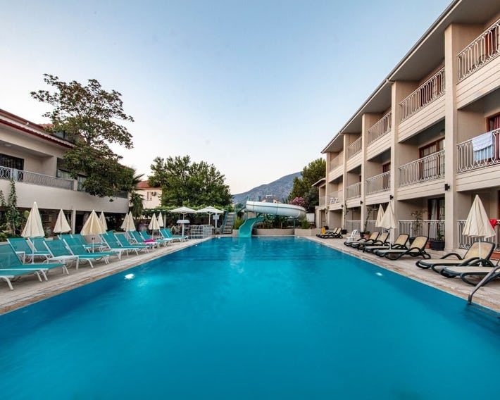 Golden Life Resort Hotel & Spa