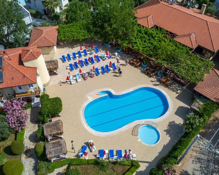 Gokcen Hotel & Apartments