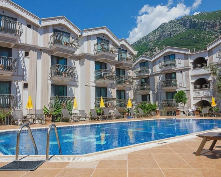 Magic Tulip Beach Hotel