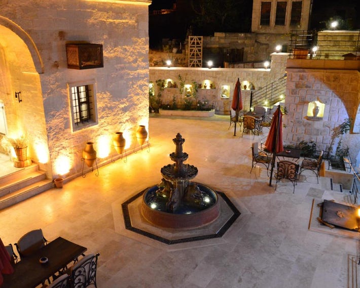 Pegas Cave Suites
