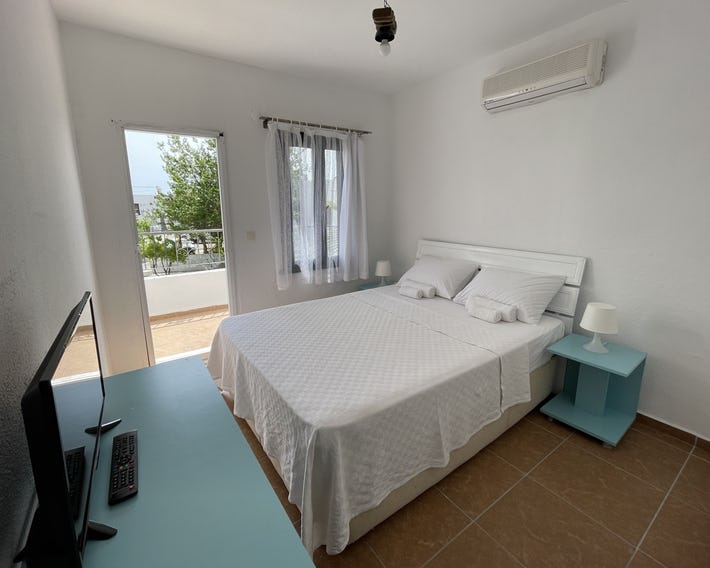Esmana Hotel