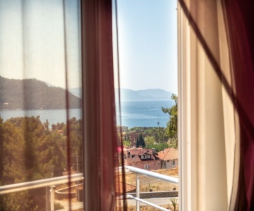 Onoda Hotel & Suites