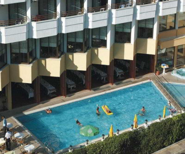 Palm Hotel