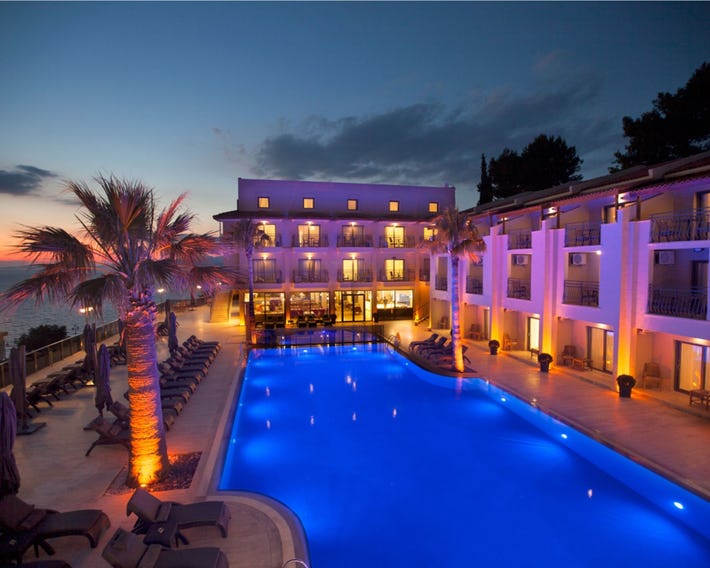 Neopol Hotel Deluxe