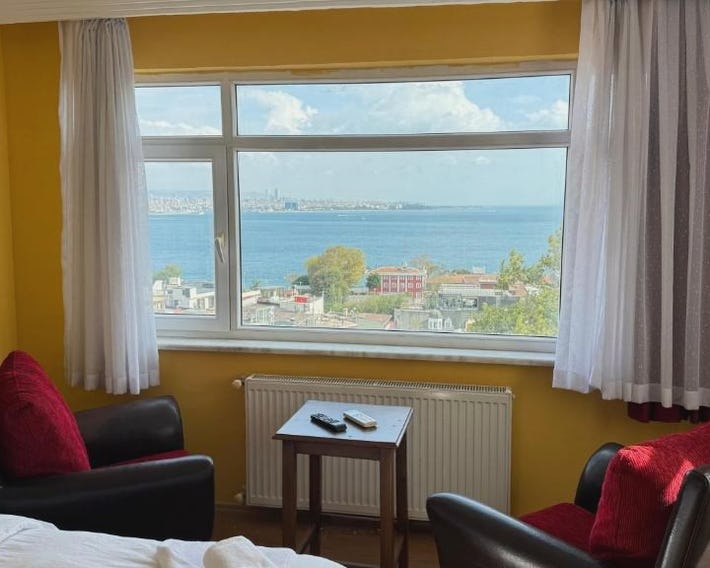 Cosmopolitan Park Hotel