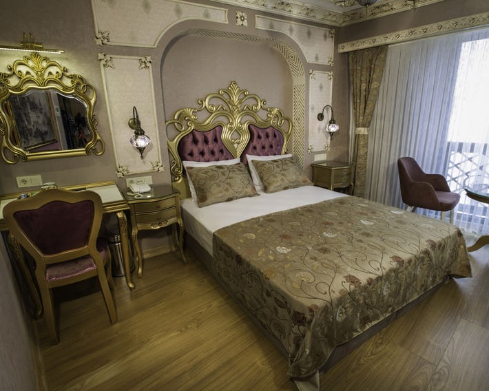 Phosphorion Hotel