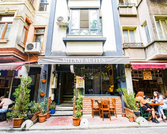MITANI SUITES