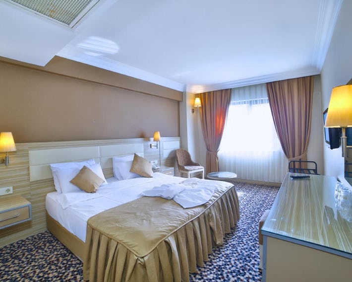 Grand Emin Hotel