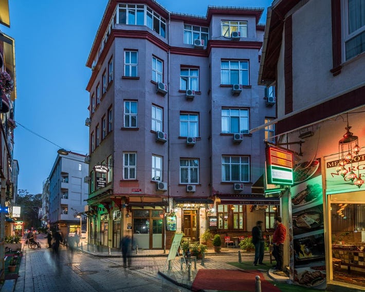 Yeni Hostel