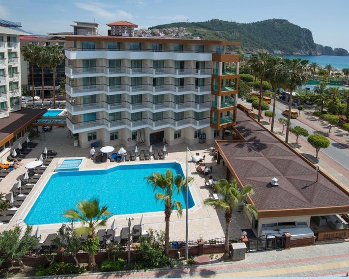 Riviera Hotel & Spa