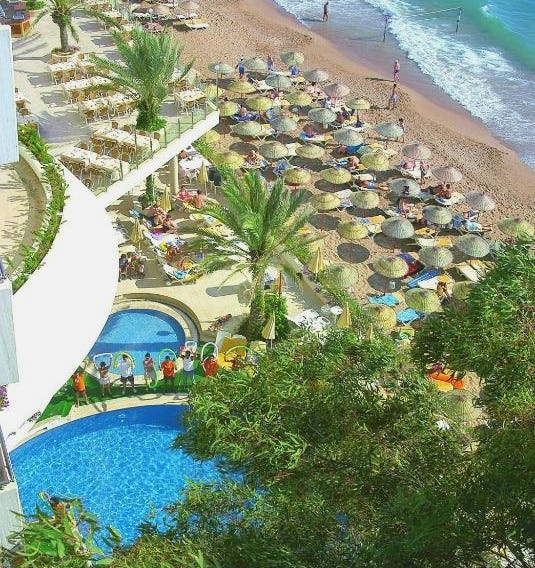 Rubi Hotel