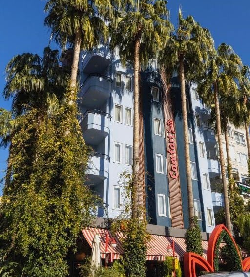 Comfort Suites