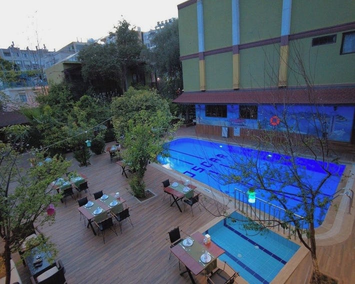 Oscar Garden Hotel