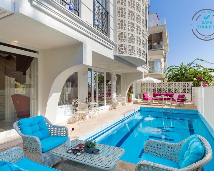 Wise Hotel & Spa - Adults Only