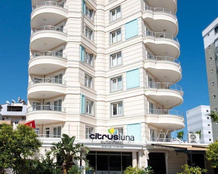 Citrus Luna Suite Hotel