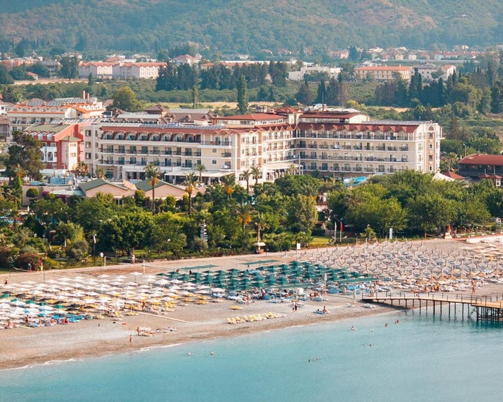 L'Oceanica Beach Resort