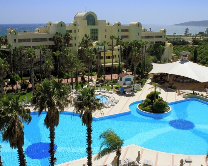 Presa Di Finica Hotel & Suites