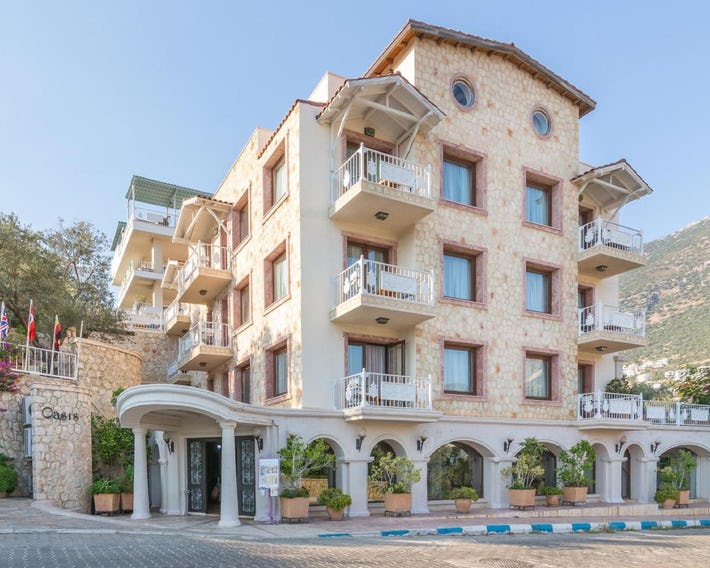Oasis Hotel