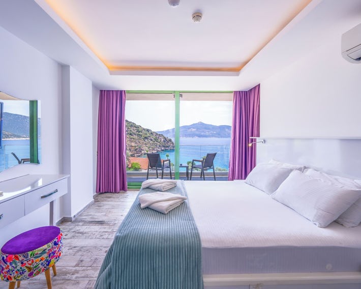 Greenbeach Hotel