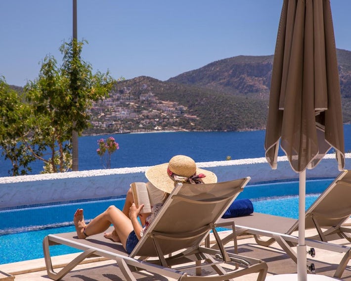 Kalkan Saray Suites Hotel